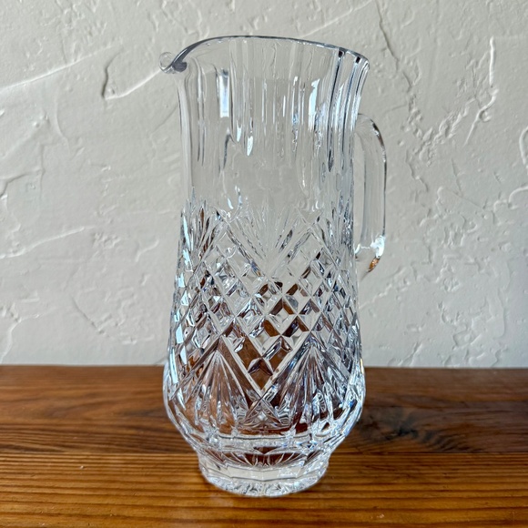 Vintage Clear Crystal Cut Glass Pitcher – Fan & Crosshatch Pattern, Heavy Lead - Picture 14 of 15